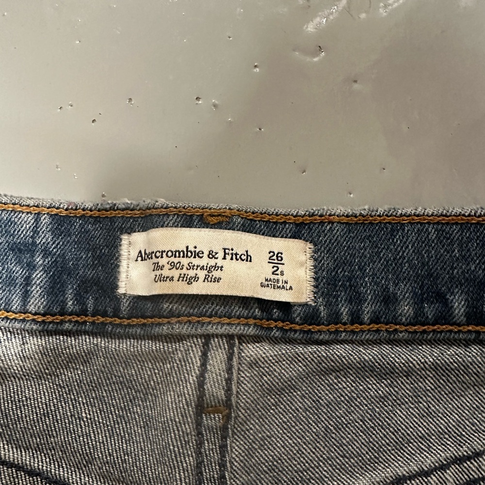 Abercrombie & Fitch Men's Classic Gray Jeans